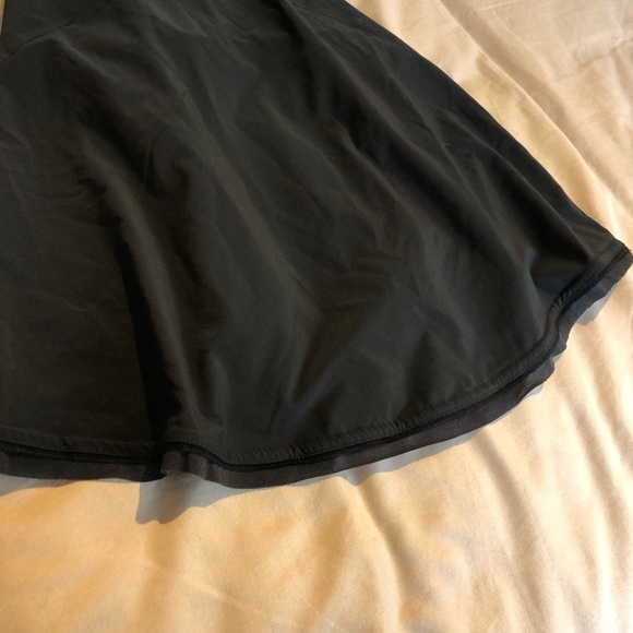 Lululemon Halter Top (Built in Bra) - Picture 4 of 6